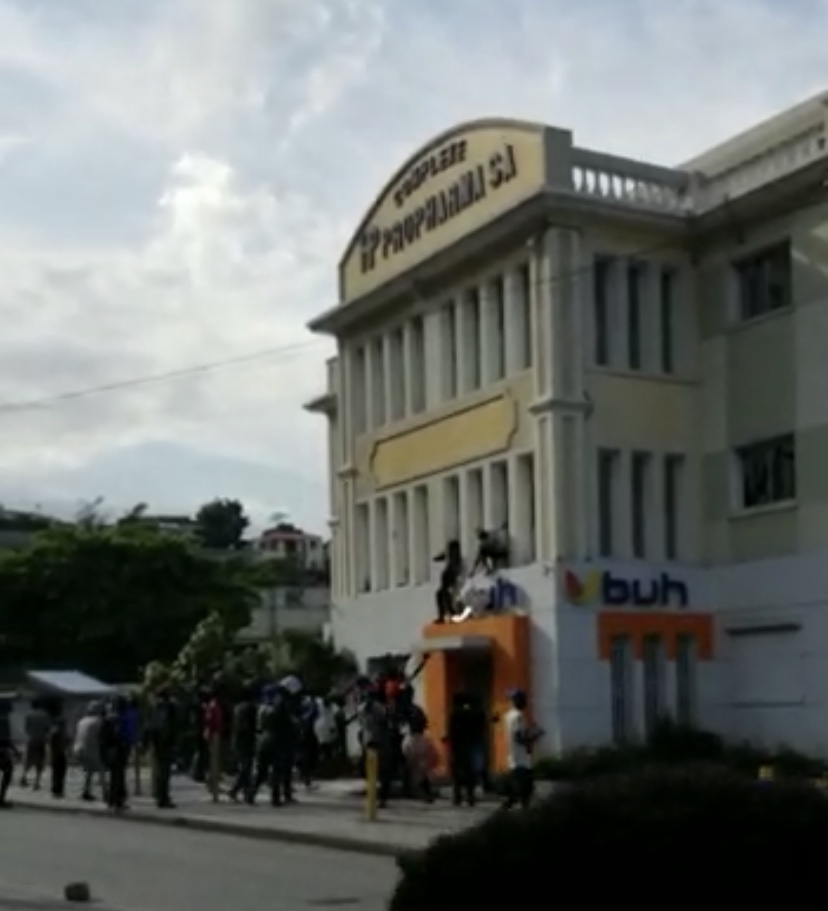 Fermeture des banques commerciales ce mardi en Haiti