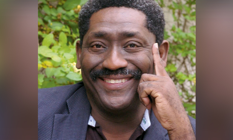 Gary Victor à l'honneur à l'activité du livre dénommée "Lumière en Livres" Gary Victor à l'honneur à l'activité du livre dénommée "Lumière en Livres"