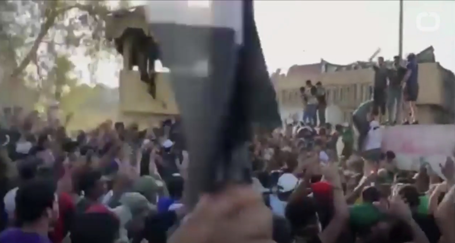 L'Ambassade américaine dans le viseur des protestataires en Irak