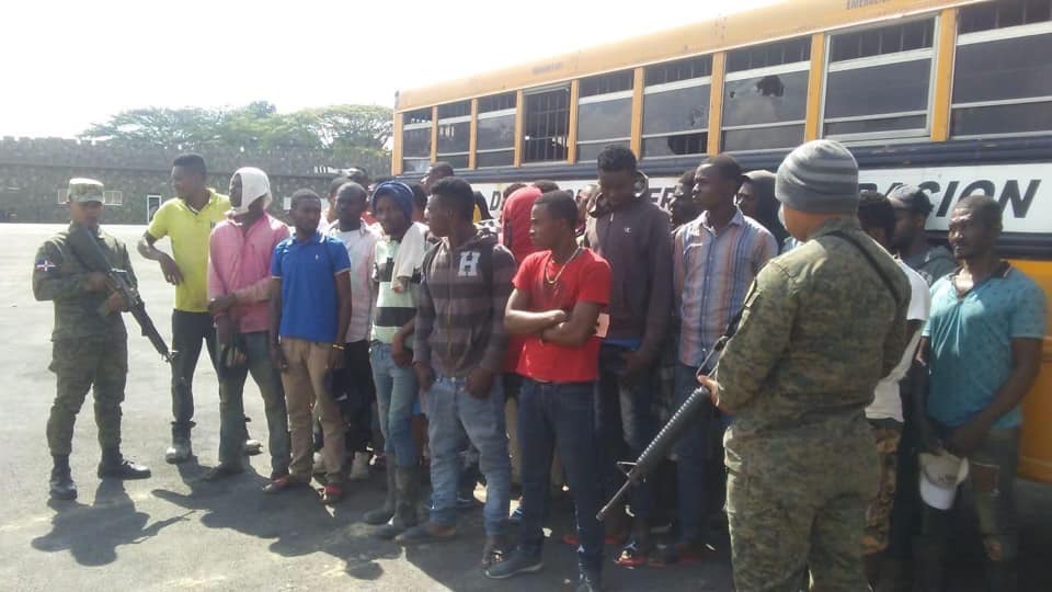 Plus de 800 haïtiens arrêtés à la frontière haitiano-dominicaine