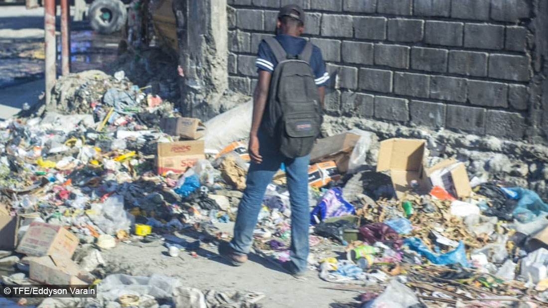 Des immondices partout à Port-au-Prince, un facteur aggravant au COVID-19