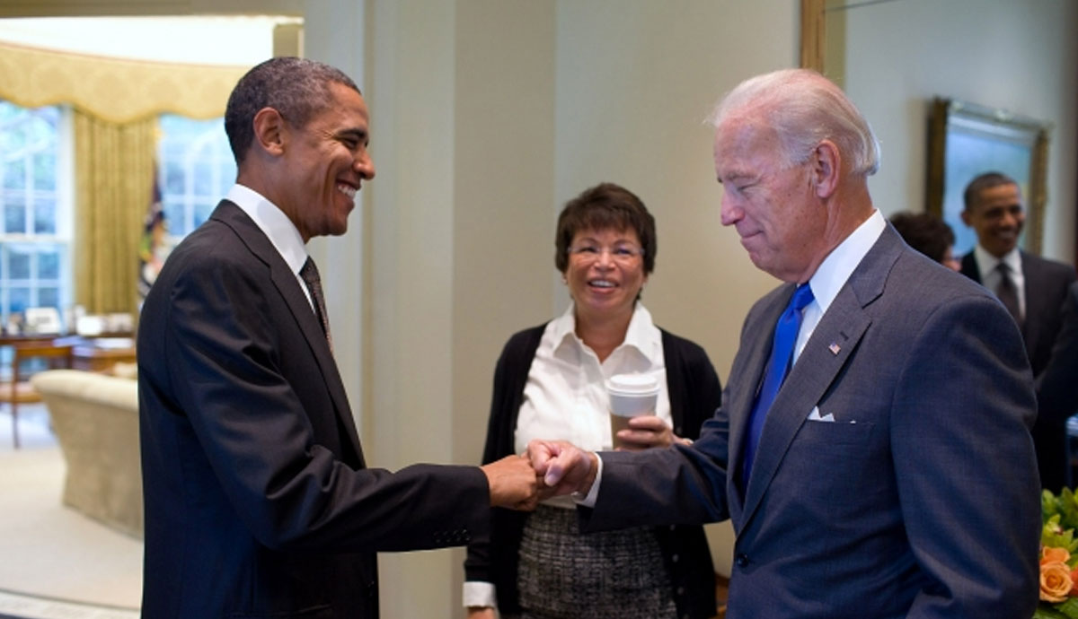Barack Obama sort de son silence et soutient Joe Biden dans la course à la Maison Blanche