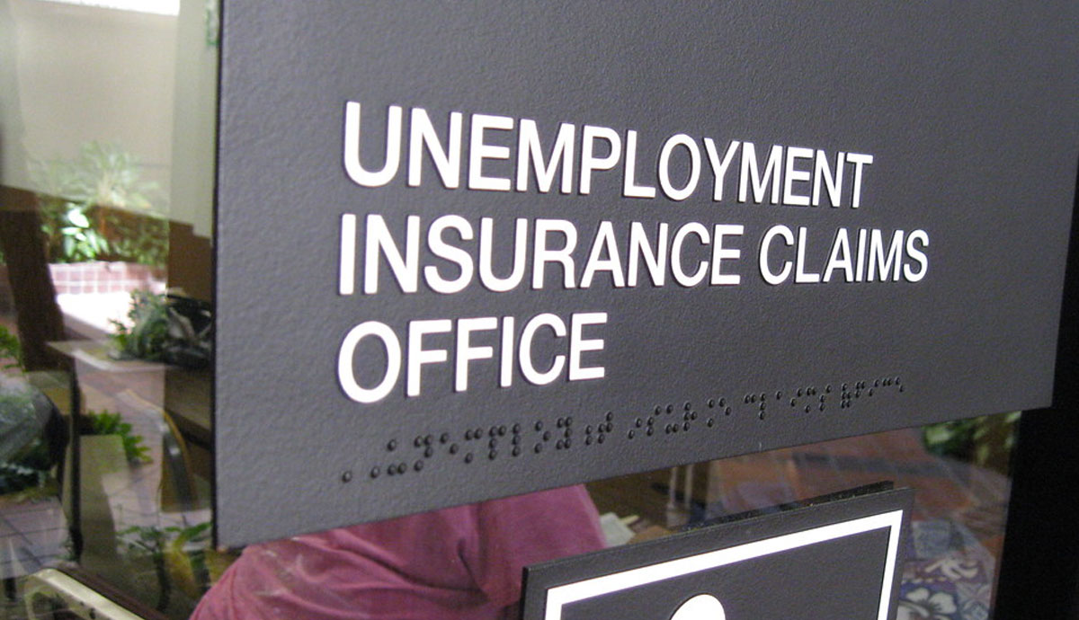 Près de 22 millions de personnes ont déposé des demandes de chômage en un mois aux USA