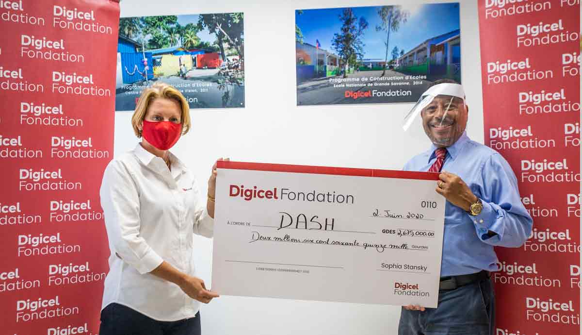 2,675,000 gourdes accordées par la Fondation Digicel à l'hôpital DASH pour faire face au Coronavirus