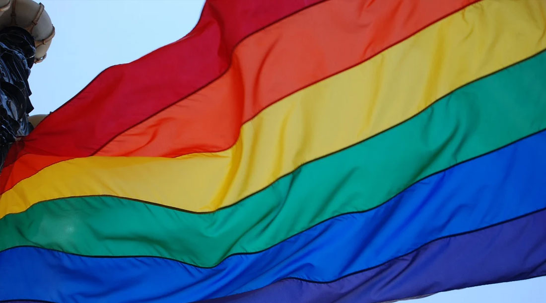 Testé positif à la Covid-19, un homme menace de contaminer des bars gay en Nouvelle-Zélande