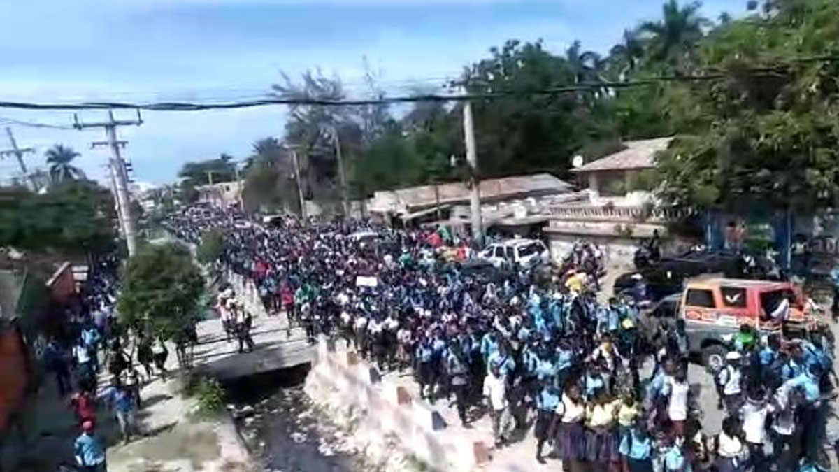 Intense mobilisation des élèves dans la ville des Gonaïves