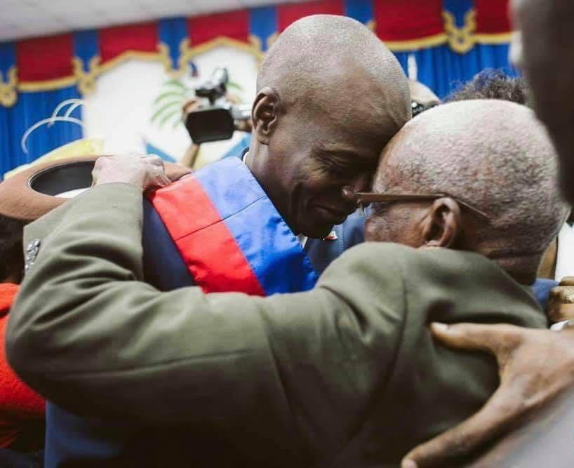 Les obsèques du père du président Jovenel Moïse, Étienne Moïse, ont eu lieu ce 16 octobre Les obsèques du père du président Jovenel Moïse, Étienne Moïse, ont eu lieu ce 16 octobre