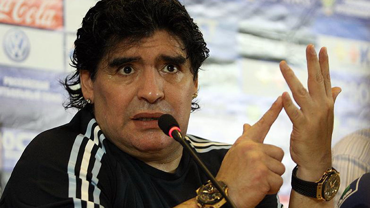 Un maillot de Maradona vendu pour 9 millions de dollars
