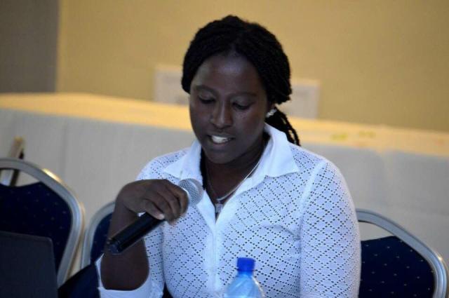 Lunie Joseph reprend son droit de reporter malgré son poste de Coordonnatrice Générale de la Radio Zénith
