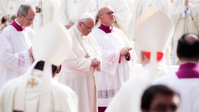 "Ces derniers jours, mes prières ont souvent été dirigées vers Haïti après l'assassinat du Président", confie Pape François