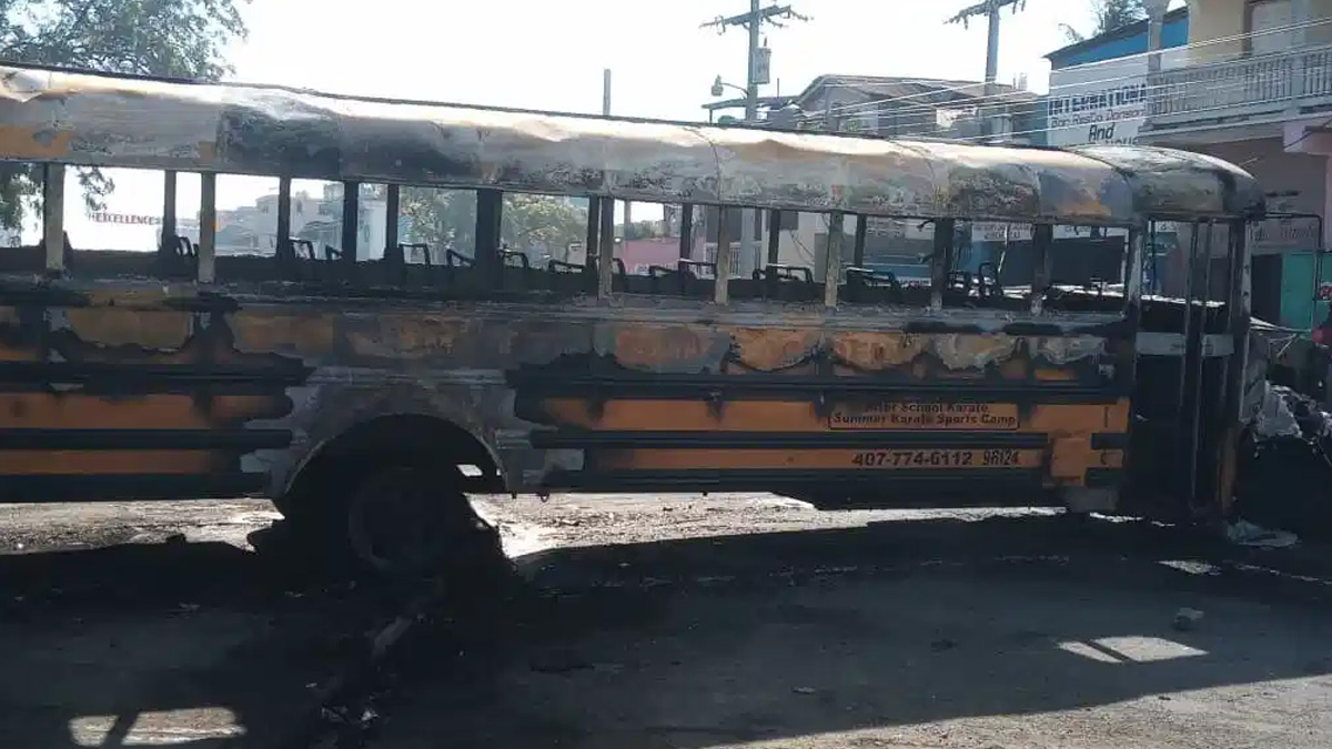 Un autobus incendié au Cap-Haïtien par des bandits armés