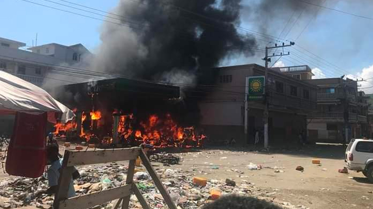 Un grave incendie réduit en cendres une pompe à essence au Cap-Haïtien
