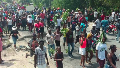Deux morts découverts aux Cayes, dont un dans son cercueil, et plusieurs entrepôts pillés