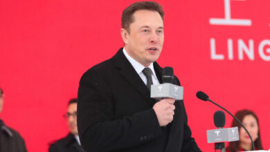 Elon Musk revient sur sa décision d'acheter Twitter et retire son offre