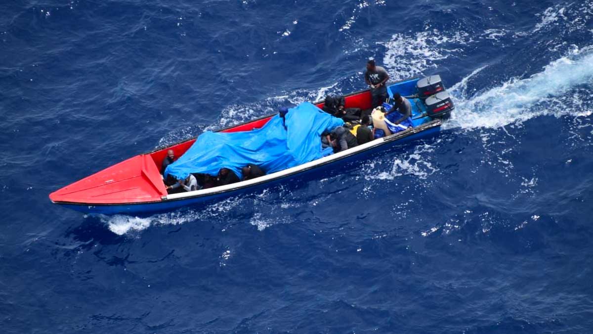 Au moins 64 Haïtiens arrêtés à bord d'un bateau par la garde côtière américaine