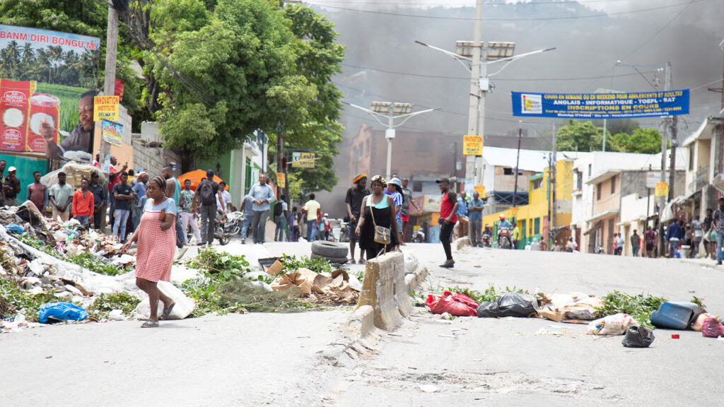 Panique à Delmas, jets de pierres et de gaz lacrymogènes, pas de circulation