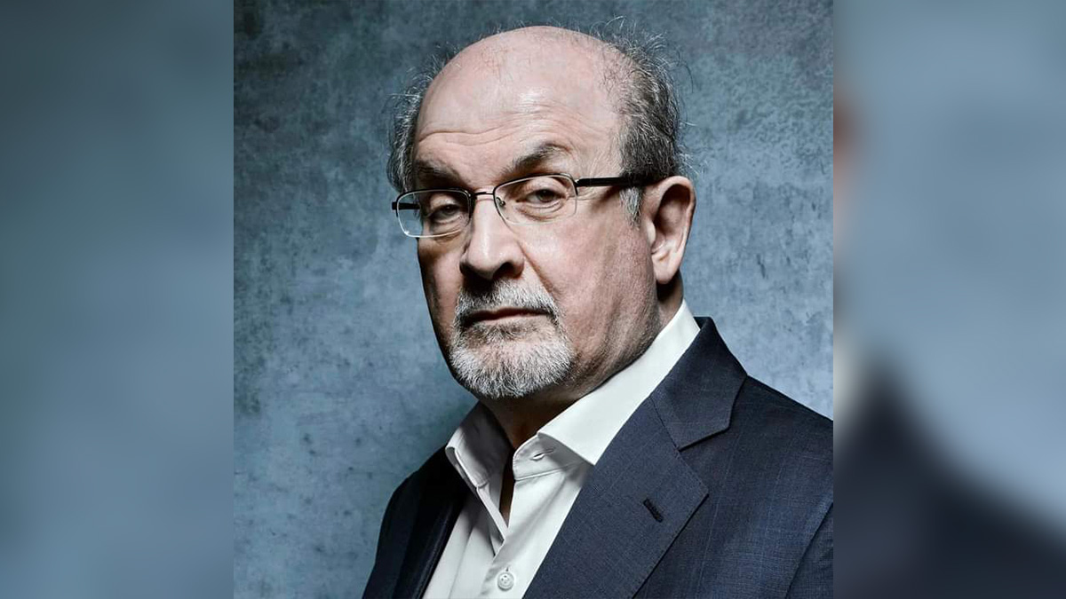 La santé de l'écrivain Salman Rushdie s'améliore