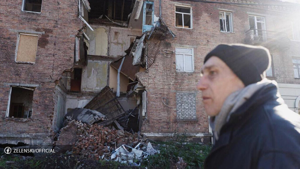 Une attaque massive russe laisse 1,5 million d'Ukrainiens sans électricité