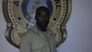 🔴 #URGENT - Wakin Pierre, un inspecteur de Police, arrêté en possession d'une forte quantité de cartouches et d'argent