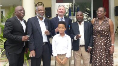 Le professeur Eric Calais décoré par l’ambassade de France pour son « humanisme » à Haïti