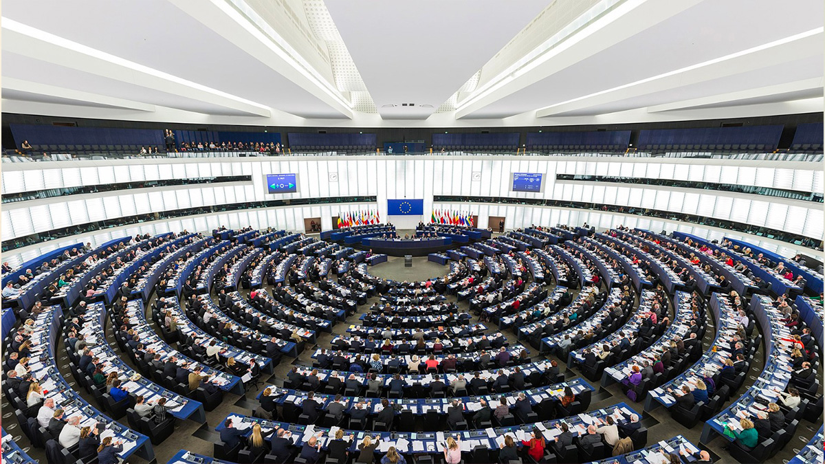 Le Parlement européen vote un texte qualifiant la Russie d'"État promoteur du terrorisme"
