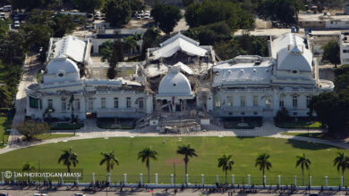 Le palais national, encore un amas de décombres, 13 ans après sa destruction