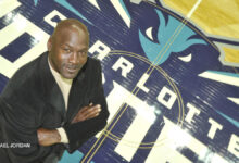 Michael Jordan négocie son départ en tant que propriétaire de Charlotte Hornets