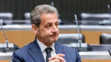Nicolas Sarkozy, ex-président français, condamné à trois ans de prison, dont un ferme