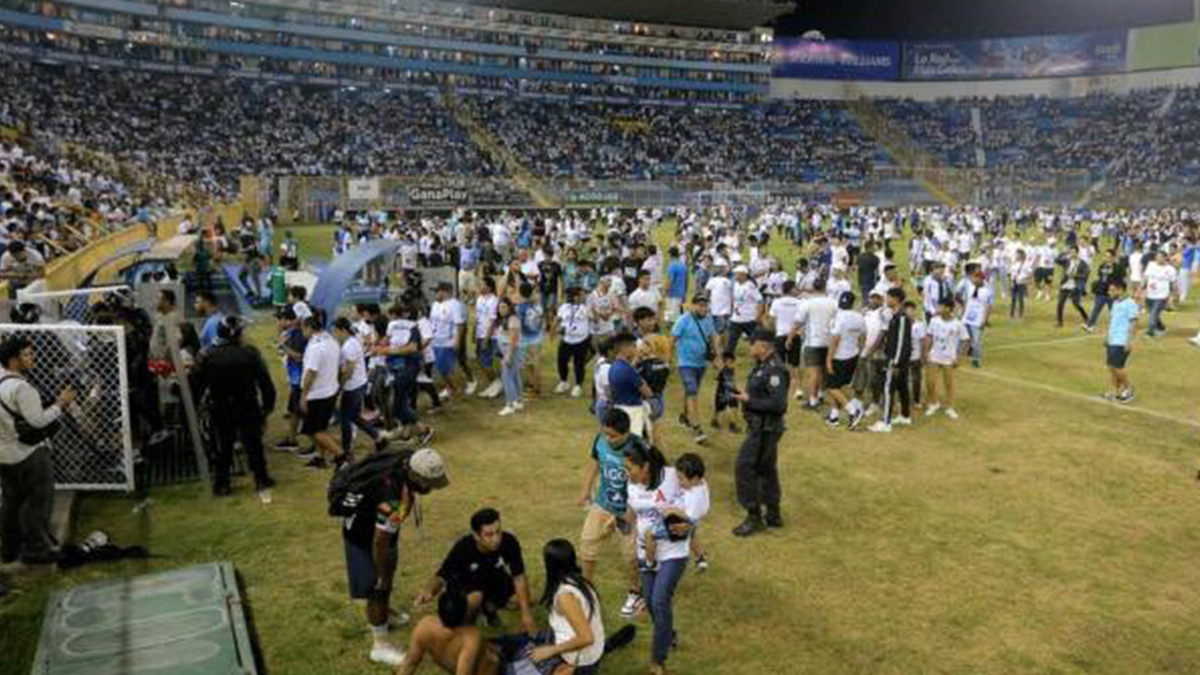12 morts dans une bousculade dans un stade de football au Salvador