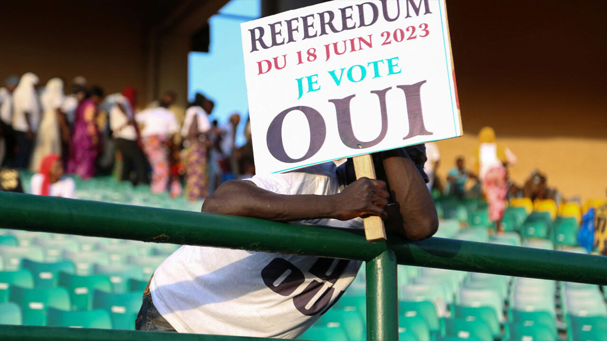 Une nouvelle Constitution adoptée au Mali avec 97% des voix