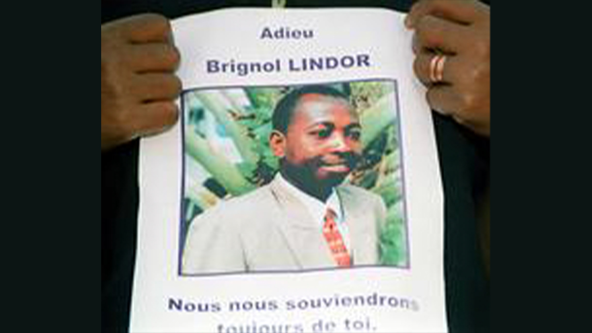 22 ans après l'assassinat du journaliste Brignol Lindor, toujours pas de justice