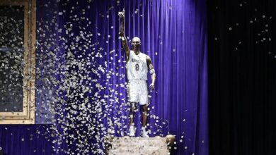 Kobe Bryant immortalisé par une statue à Los Angeles