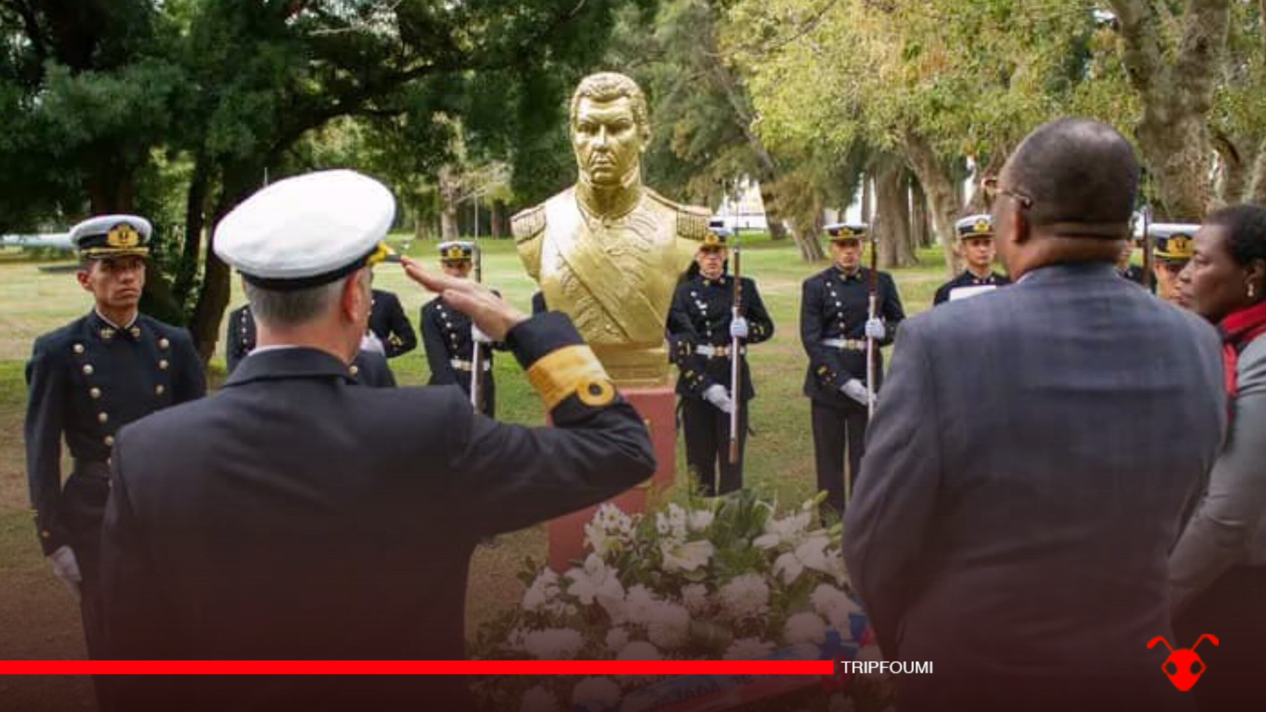 Un « buste » d’Alexandre Pétion dévoilé à l’École Militaire de la Marine Argentine à l'occasion de la journée du Panaméricanisme.